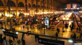 Dans la gare de Nord a Paris 